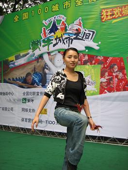 十年重庆英雄总动员 《蒙牛城市之间》山城齐