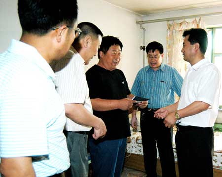 助学金人均年收入_助学金手抄报(3)