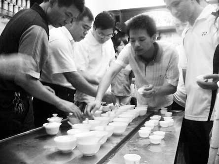 ����Դ�ն��ܹھ�