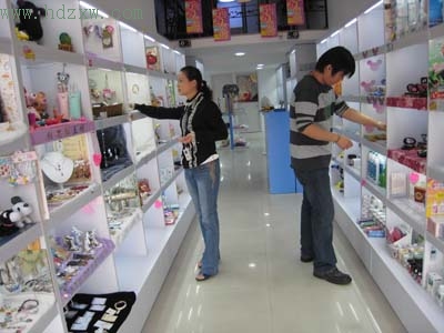 格仔铺亮相榕城_滚动新闻