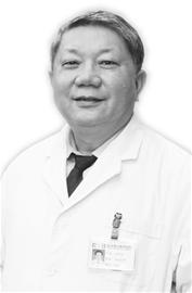 图文:低度近视也会网脱_滚动新闻