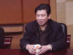 桂林三金药业总经理王许飞简介_财经新闻2_财