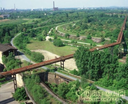 北杜伊斯堡公园——钢铁厂的转型 北杜伊斯堡公园——钢铁厂的转型