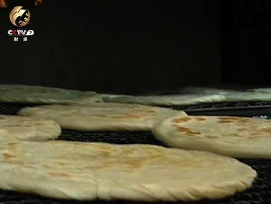开业前反复琢磨饼的质地 开业前反复琢磨饼的质地