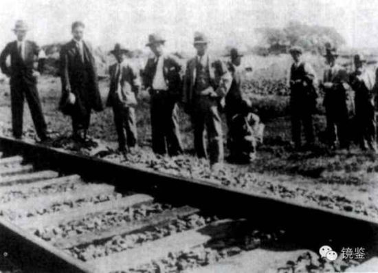 1931年9月18日,日军制造的南满铁路被炸现场 1931年9月18日,日军制造的南满铁路被炸现场