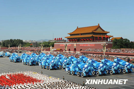 2009年10月1日,国庆阅兵,海军岸舰导弹方队接受检阅。 2009年10月1日,国庆阅兵,海军岸舰导弹方队接受检阅。