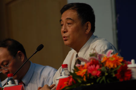 2007中国国际问题论坛开幕 李景治教授致词