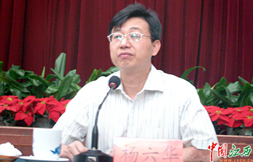 宣传工作要为十七大的召开营造良好氛围