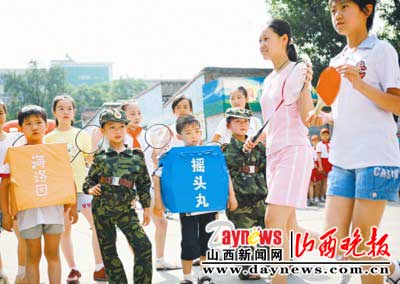 省城小学生自编节目话禁毒(图)