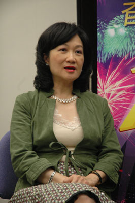 香港铁娘子:香港要面对内地城市崛起挑战