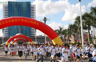石狮老年人口比例_武汉老年人口最新数据 每6人中就有1个老年人(3)
