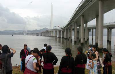 圳湾口岸_深圳湾口岸_深圳湾口岸通关时间_深