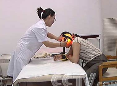 慎用偏方治面瘫(图)