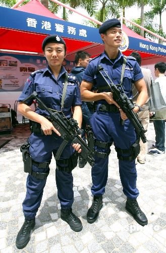 香港纪律部队举行首次联合大会操庆回归十周年