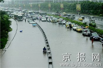 重庆持续暴雨成灾