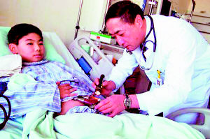 上海东方医院被控为<em>外国</em>做<em>人体</em>试验_新闻中心