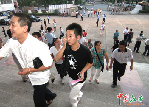 现代京剧《杜鹃山》在江西演出获好评(图)