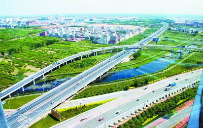 我国高速公路明年将统一名称编号