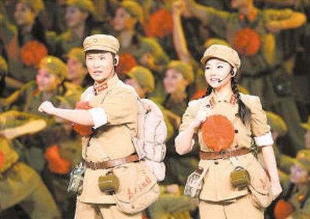 峥嵘岁月 辉煌历史 军民共庆建军80周年