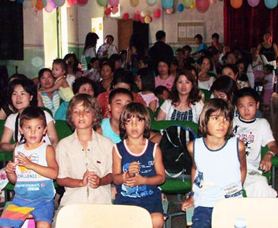 中文教育独具优势 意大利米兰华校庆建校六周