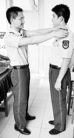 天津消防员昨天换新装