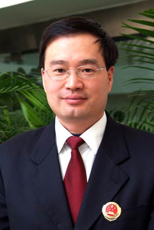 2号平安英雄寿志坚先进事迹概要(图)_新闻中心