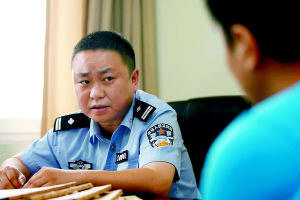 两口子打架警察出面要把好度