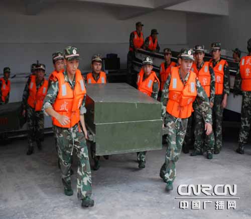 福建武警官兵严阵以待备战台风云蝴蝶