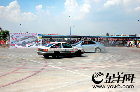 《头文字d》刺激场景再现三水