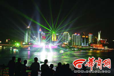 朝天扬帆又出新版本长江之歌昨晚首演(图)