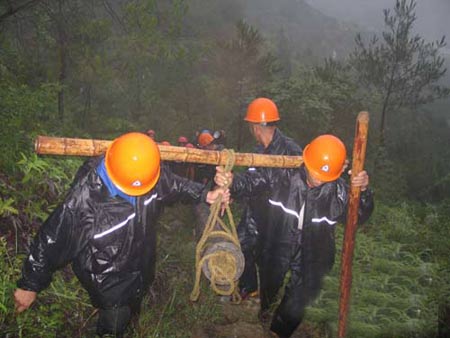 台风圣帕造成温州文成县98个行政村停电(图)