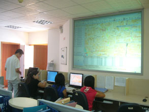 南昌760辆卫星的士提供电话召车服务(图)