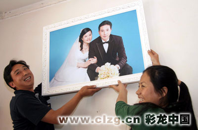 绳降婚礼 昆明蜘蛛人夫妻今日空中拜堂(图)