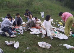 假日文明行动3个月纠正不文明行为5000余起