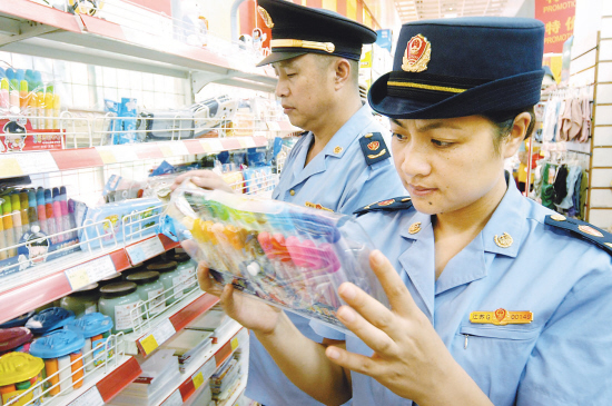 连云港工商局启动红盾护学行动