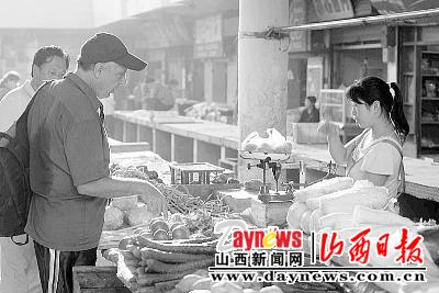 外国专家长住永济电机厂(图)