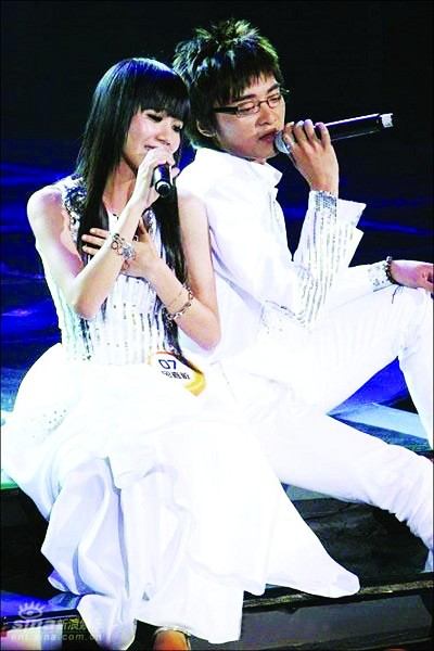 舅舅千里送惊喜 惠州妹南京夺亚