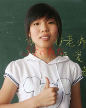 为教师画像:那一盏盏不灭的烛光