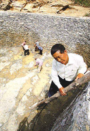 十七大代表风采录:刘昌福拽出一条致富路