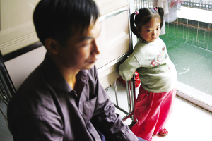 女童腹部5天积水两公斤