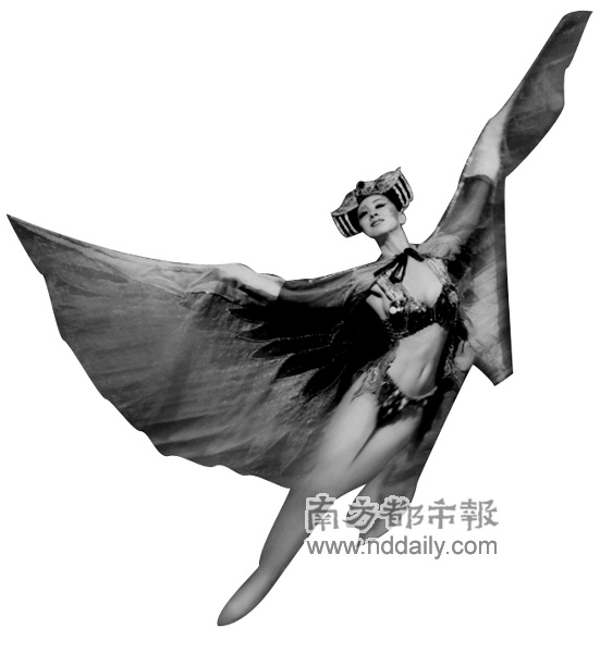 <em>汤加丽性感</em>演出被指伤风化_新闻中心_新浪网