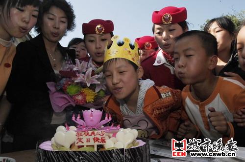 张爽的生日愿望 我也想健康成长