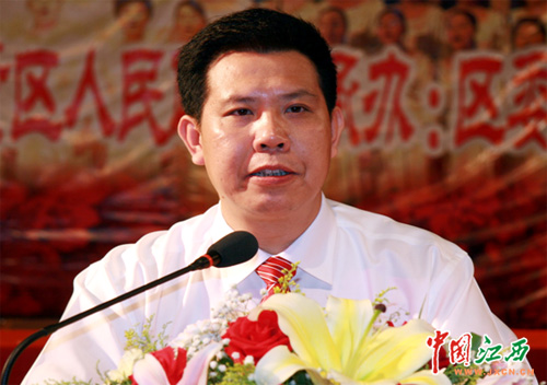 社会幸福感与gdp同步增长    ——访赣州市委常委,章贡区委书记林泽华