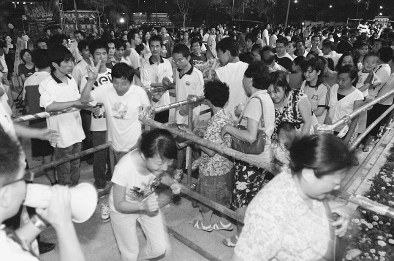 海沧卡乐广场美食:近万人疯抢免费美食滨北附近晚餐图片