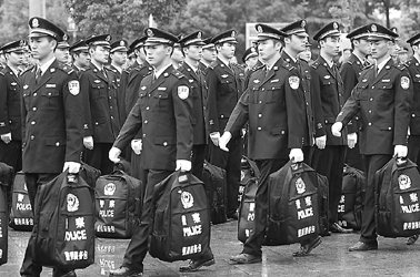 南京民警配发单警装备