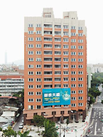西厦国总人口_西条高人图片