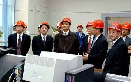 赵世庆:企业在我心中 职工更在我心中