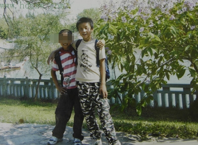 跑到女工宿舍睡觉挨批一少年离家出走