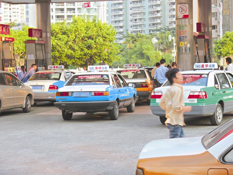 厦门的士交班改革