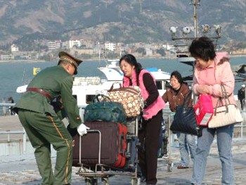 落实十七大精神 福建放宽台胞居留签注